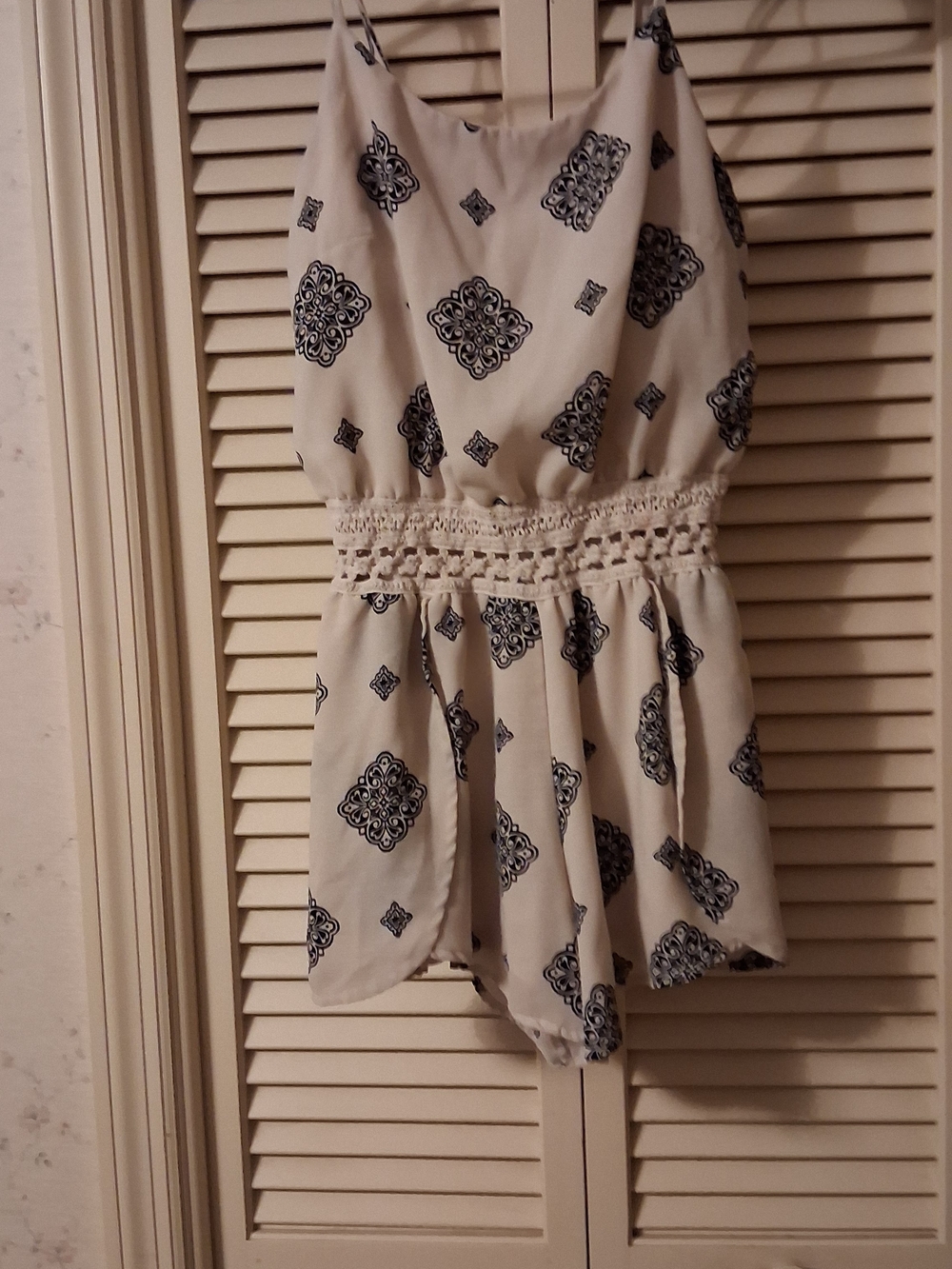 Iris women's size Small New WOTs  Cream Romper with Black Medallion Print